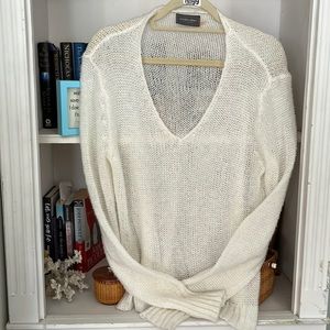 Wooden Ships sweater M/L